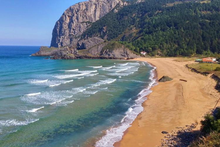 Laga Blue Surf Ibarrangelu Exterior foto